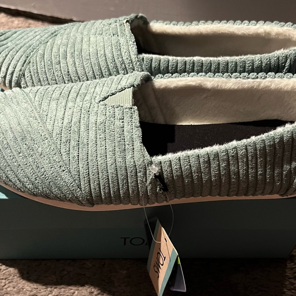 TOMS